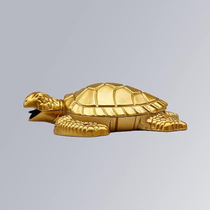 Vintage Metal Butane Gold Turtle Lighter, Portable Cool Soft Flame Lighters, Refillable Novelty Lighter for Fireplace Candle Camping BBQ (Without Gas)