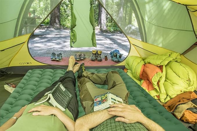 Double Camping Sleeping Pad for Camping Hiking Backpacking 2 Person Self Inflating Sleeping Mat Portable Ultralight Compact Green