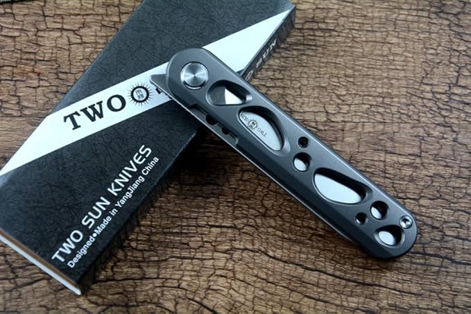 TWO SUN TS294 D2 Blade Outdoor Folding Knife Hollowed Titanium Handle