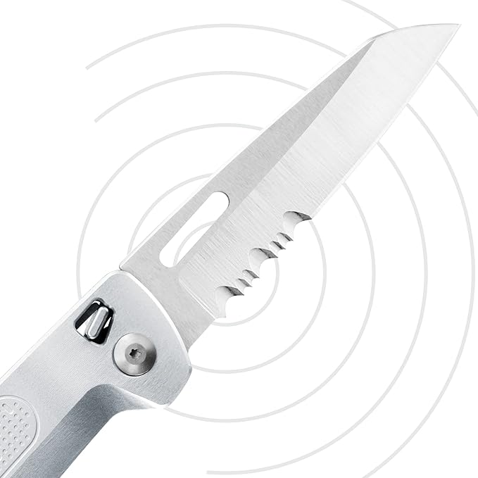 LEATHERMAN, FREE K4 EDC Pocket Multitool with Knife, Magnetic Locking, Aluminum Handles and Pocket Clip, Made in the USA, Silver (K4X with Serrated Blade)