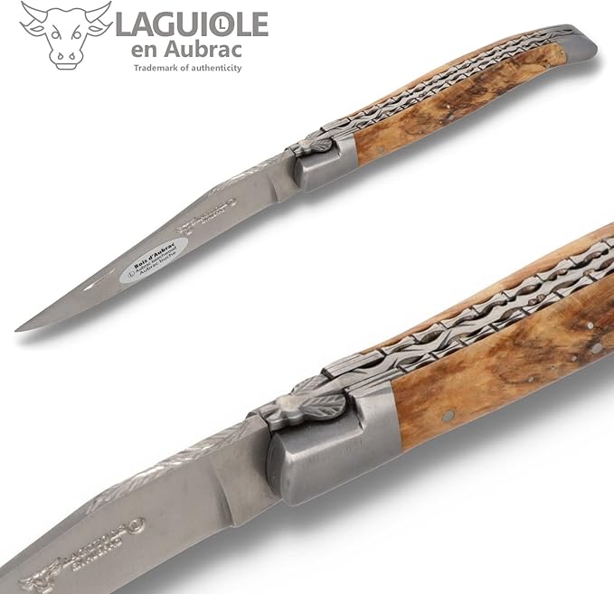 Laguiole en Aubrac Handmade French Knife 12 cm - Double platines - Aubrac Beech Wood Handle - Blade and bolsters Stainless Steel