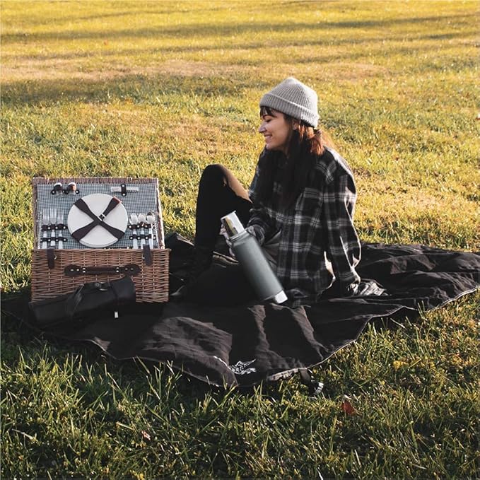 Wise Owl Outfitters Nylon Camping Blanket - Packable & Waterproof Warm Camping Quilt - Outdoor Blanket for Stadium, Backpacking, Camping, Travel, and Hiking - Black Grey, Large