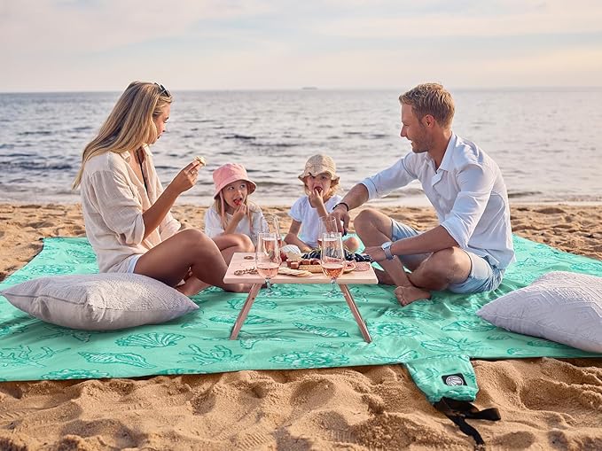 WEKAPO Beach Blanket Waterproof Sandproof Oversized, Extra Large Beach Mat Sand Free, Lightweight & Compact Sand Free Mat with 6 Stakes & 4 Corner Pockets