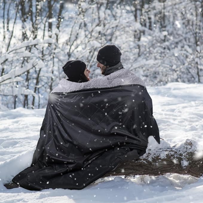 DUKUSEEK Sherpa Waterproof Camping Blanket with Hood - Warm Large Fleece Outdoor Stadium Blanket for Car, Boat, Picnic, Outdoor Sporting Events, Windproof Sports Blankets for Cold Weather