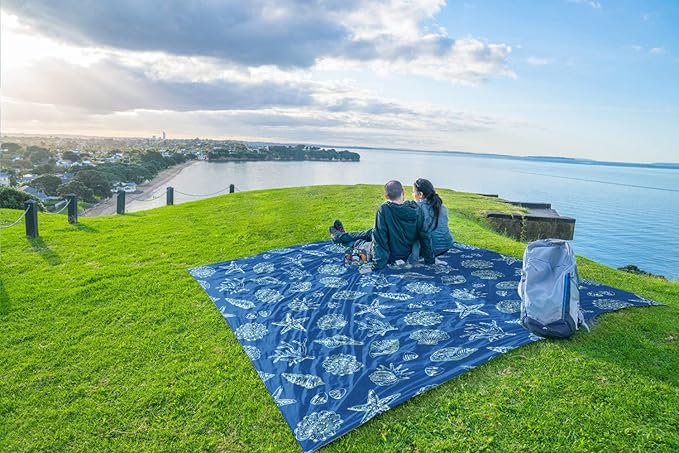 WEKAPO Beach Blanket Waterproof Sandproof Oversized, Extra Large Beach Mat Sand Free, Lightweight & Compact Sand Free Mat with 6 Stakes & 4 Corner Pockets