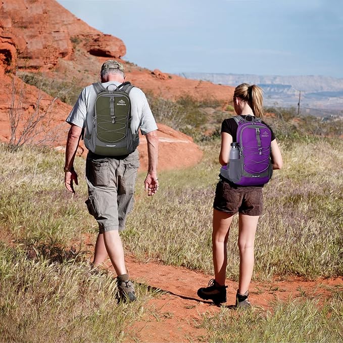 Hydration Backpack with 2L Water Bladder, Water Backpack, Insulated Hiking Backpack for Hiking Cycling Climbing Skiing