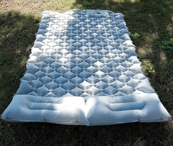 Sleeping Pad for Camping, Inflatable Sleeping Mat with Pillow, Camping Pad with Built-in Foot Pump, Lightweight Camping Mattress Pad for Car Camping, Backpacking, Tent and Hiking (Full (Grey))