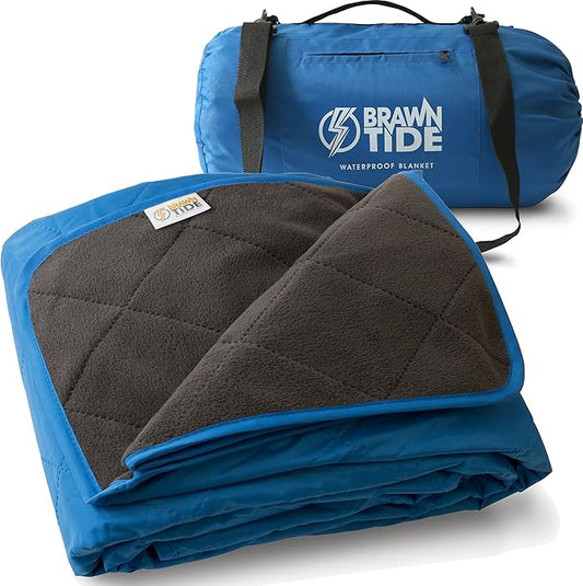 BRAWNTIDE Large Outdoor Waterproof Blanket - Quilted, Extra Thick Fleece, Warm, Windproof, Sandproof, Includes Stuff Sack, Shoulder Strap, Ideal for Beaches, Picnics, Camping, Stadiums, Dogs, Car
