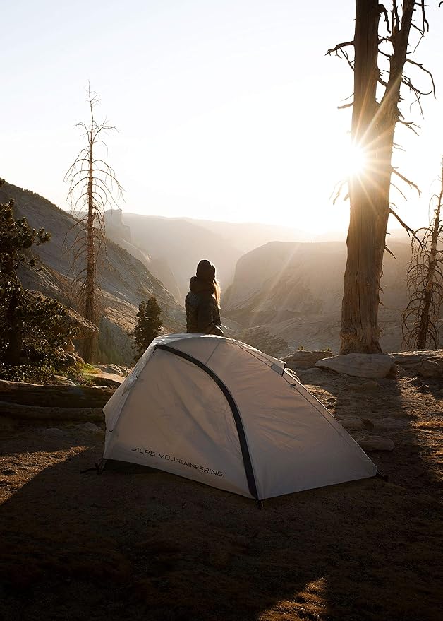 ALPS Mountaineering Zephyr 3-Person Tent