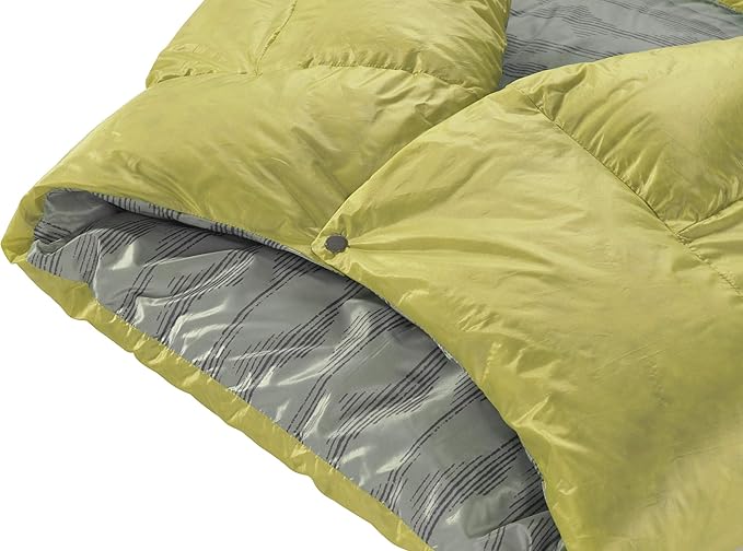 Therm-a-Rest Corus 32F/0C Down Backpacking and Camping Quilt, Long