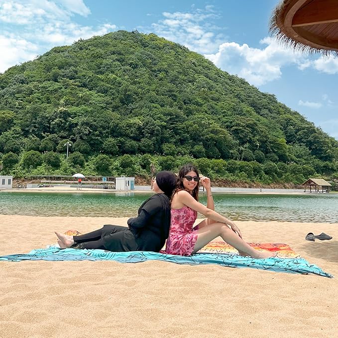 Beach Blanket 79" X 83" for 1-4 Adults,Large Beach Blanket Waterproof Sandproof,Waterproof Quick Drying Outdoor Picnic Mat,Beach Mat for Travel,Camping,Hiking