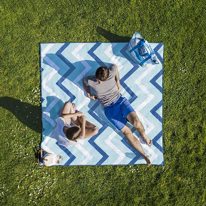 CGEAR Sandlite – Patented Sand-Free Beach Mat – Multi Use Outdoor Camping Mat, Picnic Blanket, Exercise Stretching Mat – Rollup Compact – Great for Families