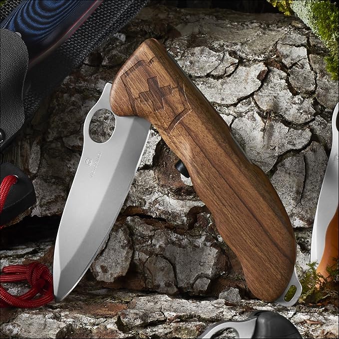 Victorinox 0.9411.63 Hunter Pro Wood 2-Hand Open with Pouch The Go-to Tool for Dressing Game on Your Hunting Expeditions in Wood 5.4 inches
