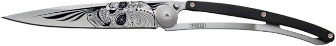 deejo - Ultra-lightweight folding pocket knife with clip belt - Ebony version 1.3 oz - Thin blade and sharp - Latino Skull Design - Steel stainless steel - Elegant and modern design