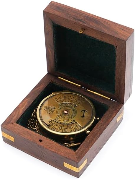 Pocket Calendar Compass, Camping Travelling Equipment, Boat Compass, Engraved Brass Compass, Home Decor, Gifts for Kids Children Teen Family, Nautical Navy Compass