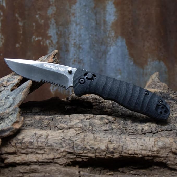 WHISKEY BENT HAT CO. Catch Pin Lock Folding Pocket Knife w/Clip Drop Point Blade Thumbstud Opening 440C Stainless Steel (Raven - Serrated, 3.75" - Closed Length)