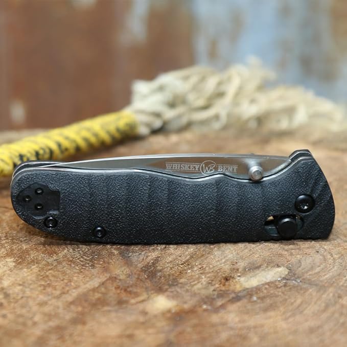 WHISKEY BENT HAT CO. Catch Pin Lock Folding Pocket Knife w/Clip Drop Point Blade Thumbstud Opening 440C Stainless Steel (Raven - Serrated, 3.75" - Closed Length)