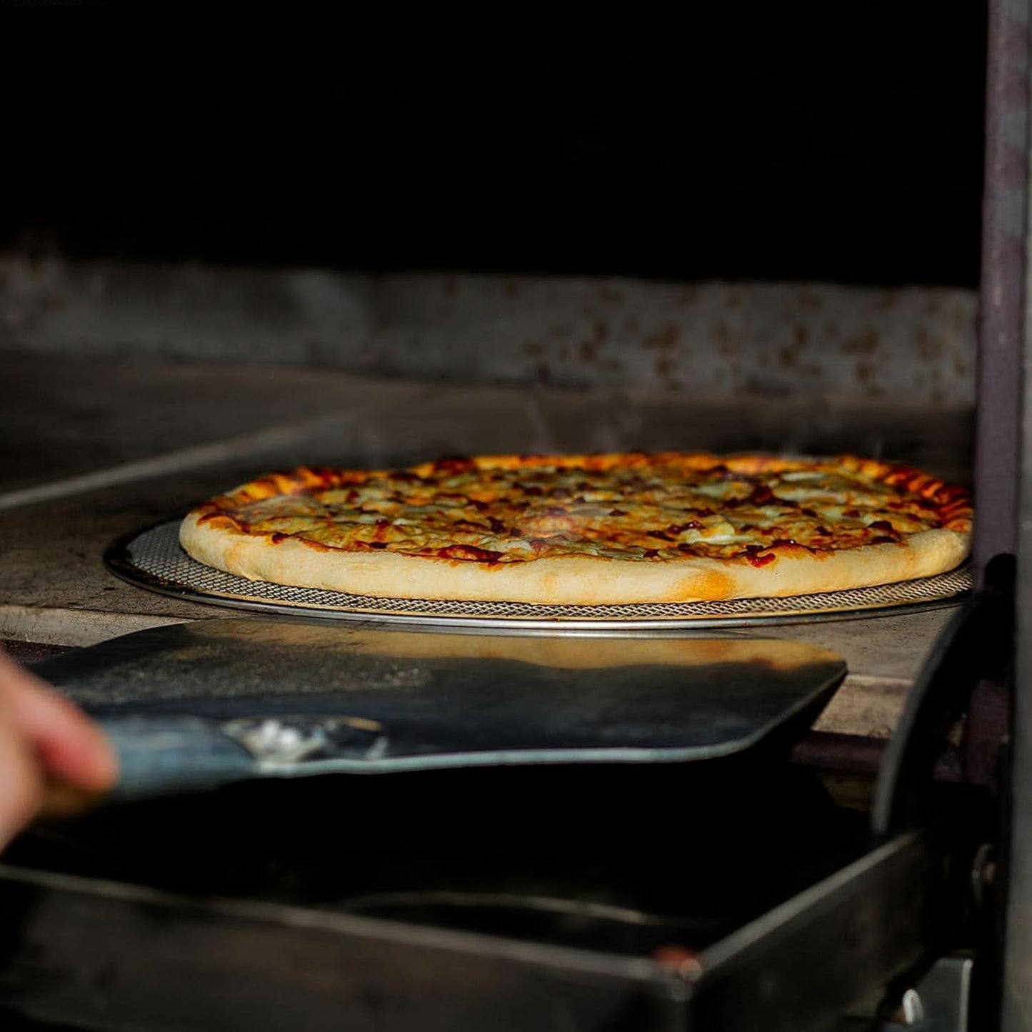 15-inch Aluminum Pizza Screen | Commercial Grade Pizza/Baking Screen for Oven | Pizza Baking Tray for Home And Restaurant | Round, Aluminum, 15-inch [1PK]