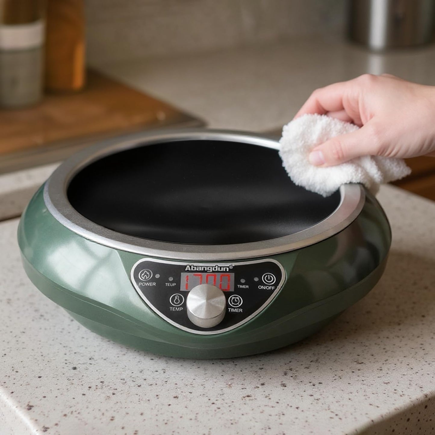 1700W/85V~120V Electric Wok Used For Home And Commercial,Induction Cooktop With Stainless Steel Pot Provide Quick Heat-up and Faster Cooking Times