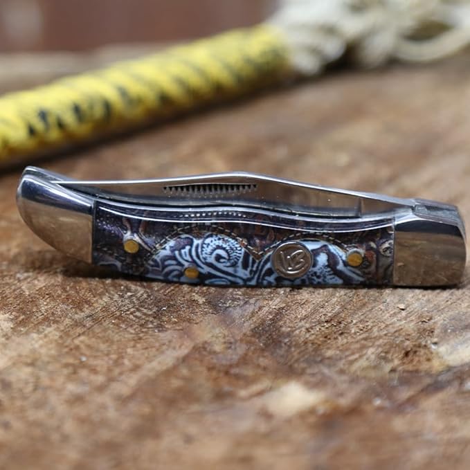 WHISKEY BENT HAT CO. Mini Hunter Folding Pocket Knife 2.75" Closed Length 440C Stainless Steel Blade (Tooled Country)