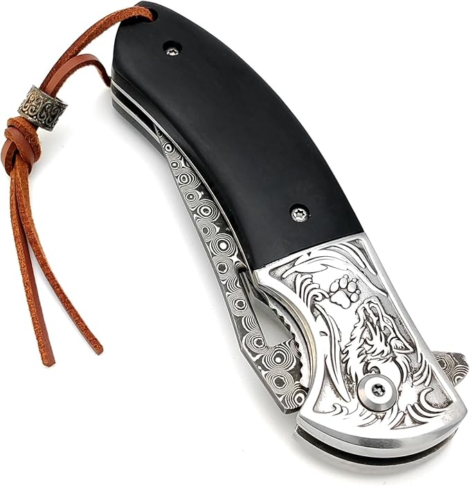 Damascus Folding Pocket Knife，Handmade Forged VG10 Damascus Steel Blade Knife with Wooden Handle，Ideal Gifts for Men Women