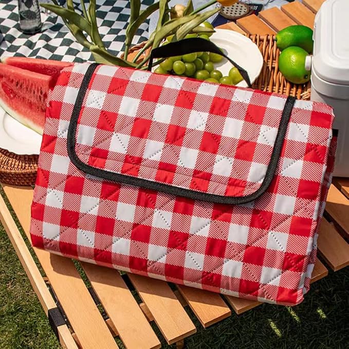 K Y KANGYUN XXL Large Beach Blanket (80 "x 79") Picnic Blankets fit 4-7 Adults, Waterproof Sandproof Beach Picnic Mat Foldable Rug with Family Outdoor Blanket for Camping Park Travel (Red Check)