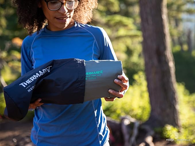 Therm-a-Rest NeoAir Topo Luxe Camping and Backpacking Sleeping Pad, Extra Large - 30 x 77 Inches, Balsam