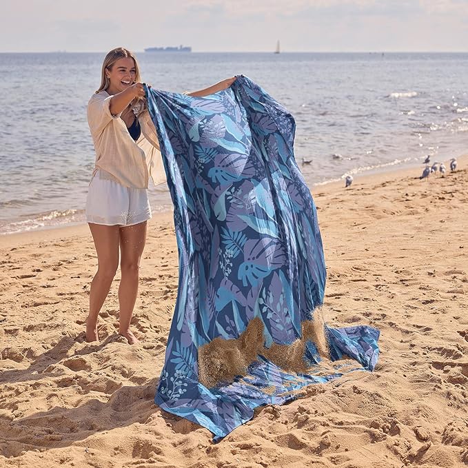 WEKAPO Beach Blanket Waterproof Sandproof Oversized, Extra Large Beach Mat Sand Free, Lightweight & Compact Sand Free Mat with 6 Stakes & 4 Corner Pockets