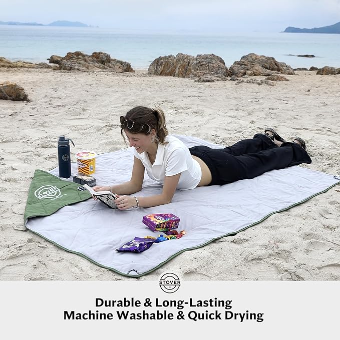 STOVER Multipurpose Outdoor Fleece Blanket, Lightweight, Compact, and Warm for Stadium, Camping, Picnics, Beaches - Wearable, Windproof and Water Resistant (Green)