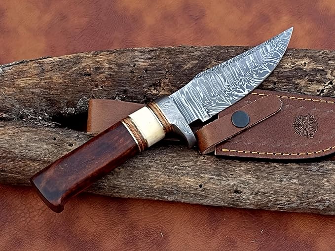 | Viking Heritage Skinner Knife – Expertly Crafted with Damascus steel for Precision Hunting and Field Dressing: Embrace the Timeless Elegance of Craftsmanship with this Razor-Sharp