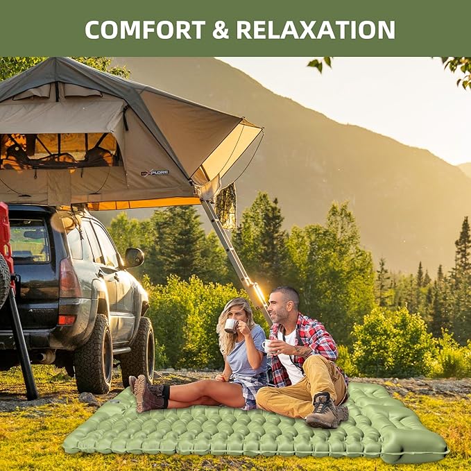 Double Sleeping Pad for Camping, Self-Inflating Sleeping Mat with Built-in Foot Pump, Air Mattress with Pillows, Foldable Camping Sleeping Pad for Hiking, Backpacking, Traveling (Green)
