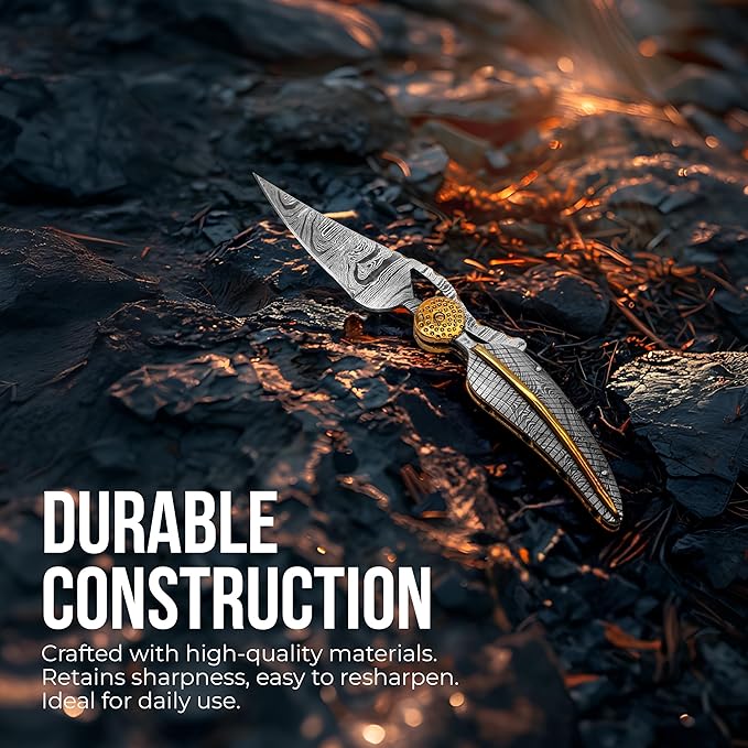 Premium Damascus Steel Pocket Knife - Folding Knife - Survival Knife - Ideal Gifts for Men, 10cm Blade, 12cm Handle, Over 200 Layers, Tactical Survival & Hunting Knife - High Hardness Over 58 HRC