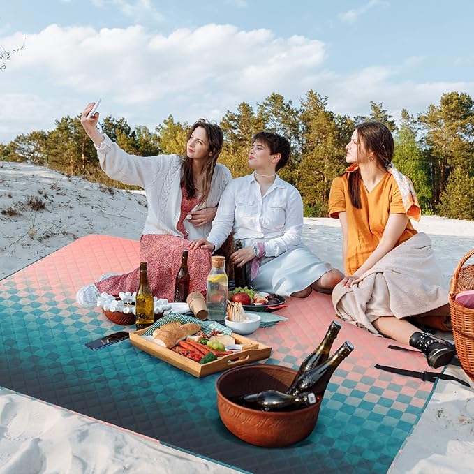 Hooded Outdoor Blanket, Extra Large 82" x 55" Waterproof Camping Blanket, Quilted, Thick Fleece, Warm, Windproof, Sand Proof, Portable and Wear-Resistant, Perfect for Stadium, Picnic, Camping
