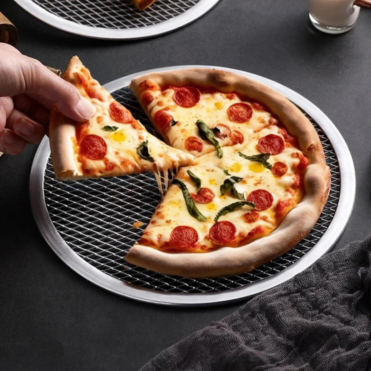 10-inch Aluminum Pizza Screen | Commercial Grade Pizza/Baking Screen for Oven | Pizza Baking Tray for Home And Restaurant | Round, Aluminum, 10-inch [1PK]