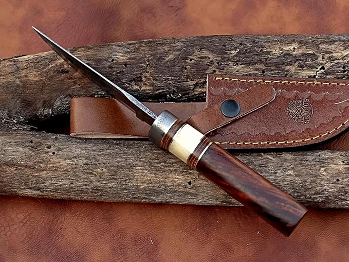 | Viking Heritage Skinner Knife – Expertly Crafted with Damascus steel for Precision Hunting and Field Dressing: Embrace the Timeless Elegance of Craftsmanship with this Razor-Sharp