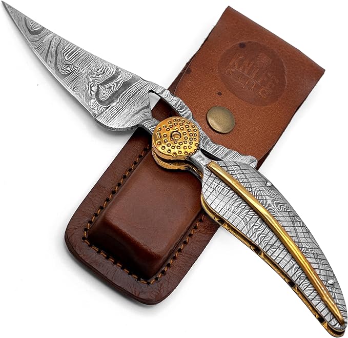 Premium Damascus Steel Pocket Knife - Folding Knife - Survival Knife - Ideal Gifts for Men, 10cm Blade, 12cm Handle, Over 200 Layers, Tactical Survival & Hunting Knife - High Hardness Over 58 HRC