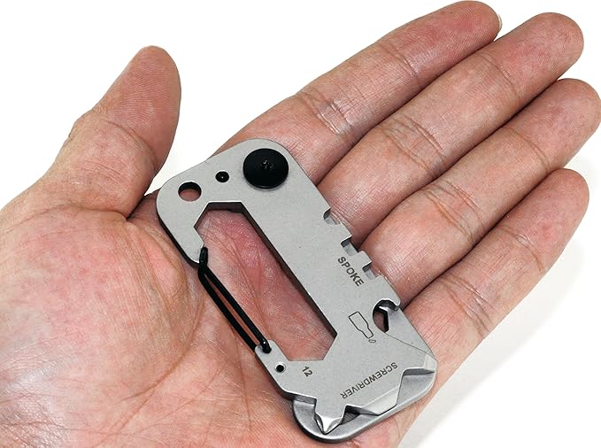 Multi Tool Key Chains EDC Kit Carabiner Clip，Tactical Stainless Steel Keychain Tool