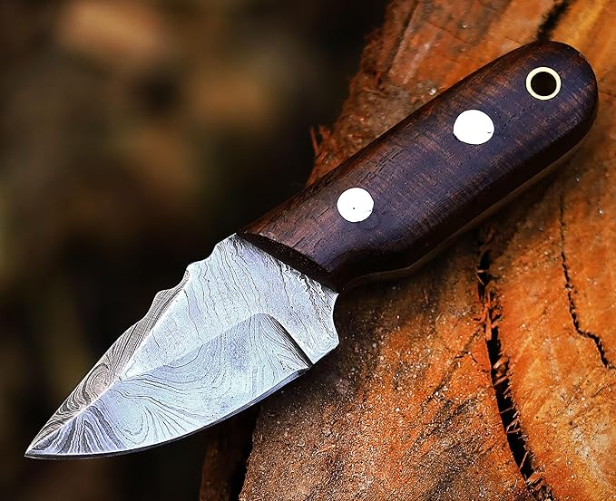 Handmade Damascus Hunting Knife - EDC Camping Knife - Fixed Blade Mini Pocket knife - Full Tang Bushcraft and Skinning Knife with Leather Sheath - Predator Hunter Viking Knife