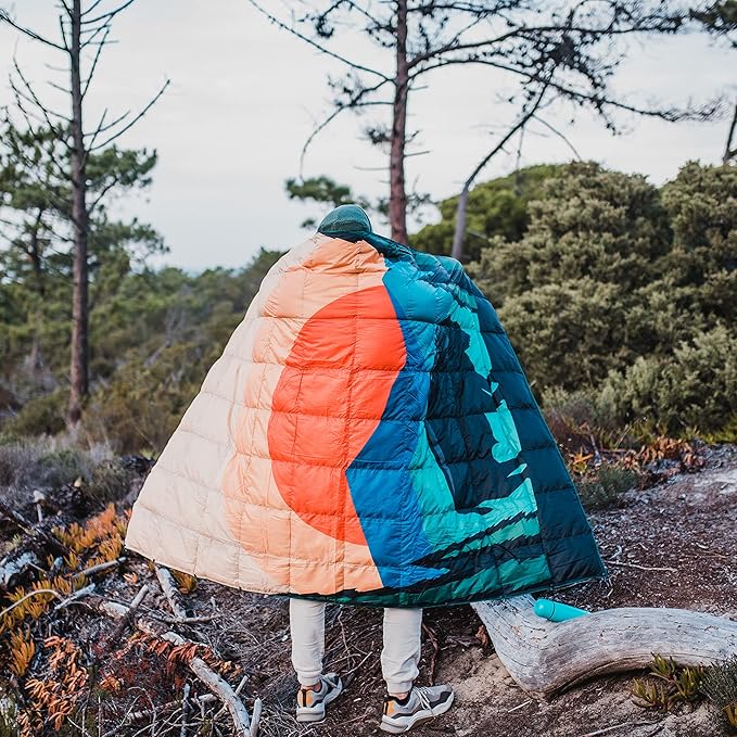 4Monster Down Camping Blanket - Outdoor Travel Quilt Puffy 650 Fill, Packable, Lightweight,Wind & Waterproof | Ideal for Stadium, Backpacking,Picnics, Beach and Hiking