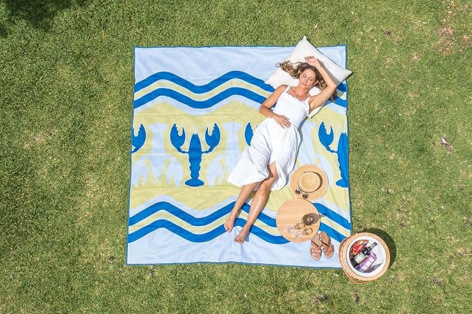 CGEAR Sandlite – Patented Sand-Free Beach Mat – Multi Use Outdoor Camping Mat, Picnic Blanket, Exercise Stretching Mat – Rollup Compact – Great for Families